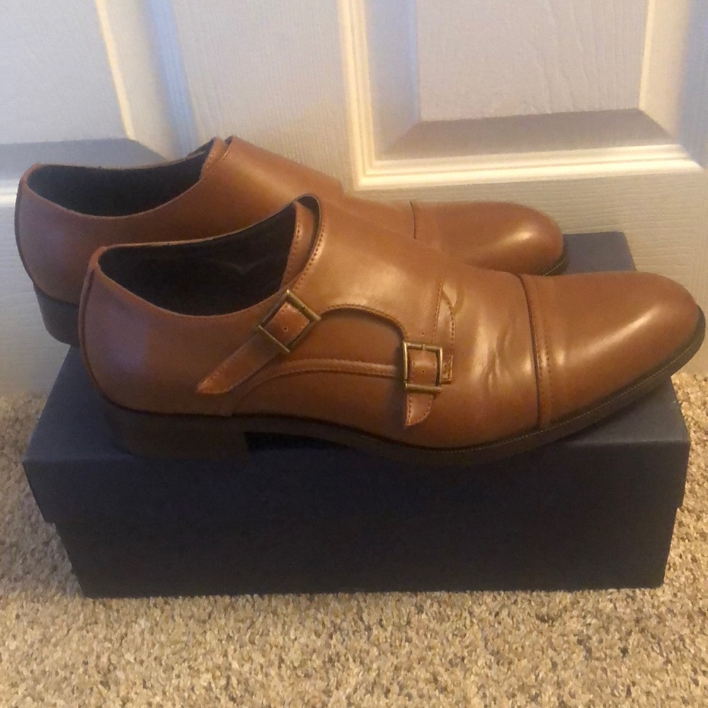 Tan/ Brown Dress Shoes